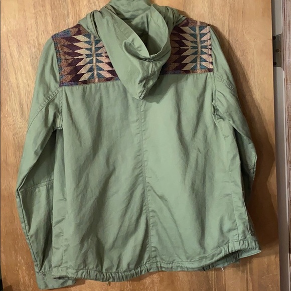 Green printed button up/zipper jacket - Picture 2 of 4
